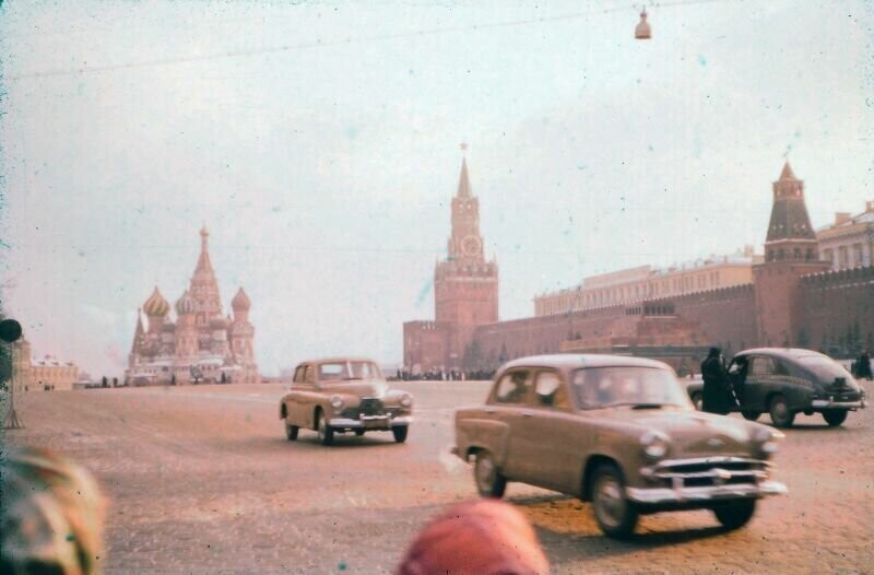 Цветные фотографии Москвы 1955 года