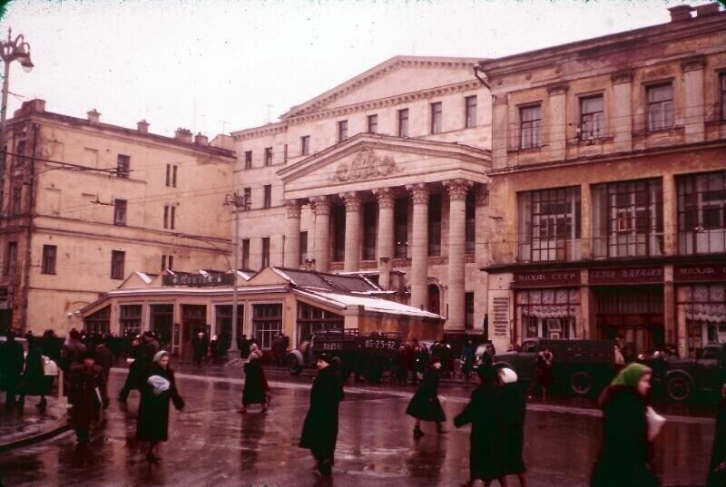 Цветные фотографии Москвы 1955 года