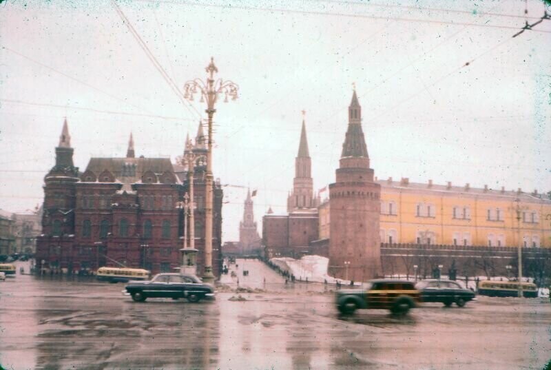 Цветные фотографии Москвы 1955 года