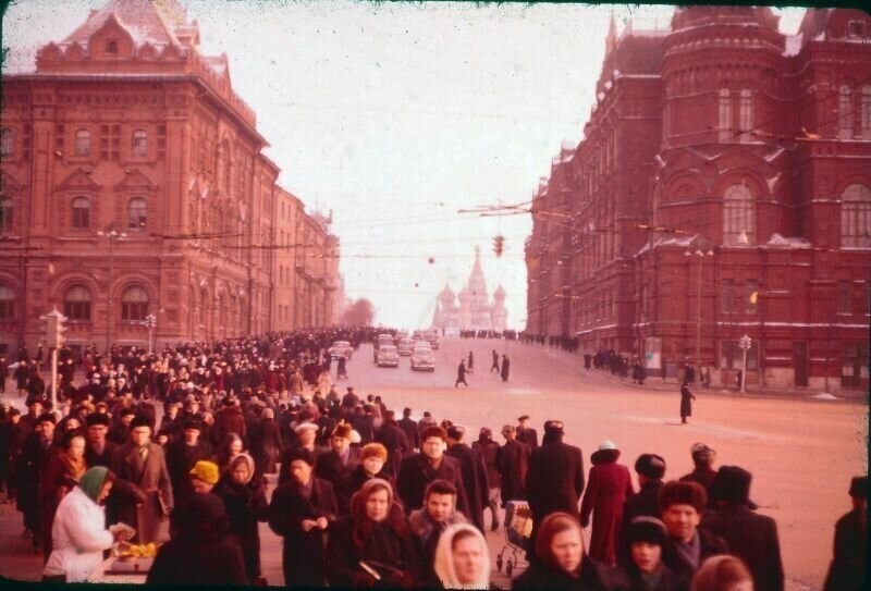 Цветные фотографии Москвы 1955 года