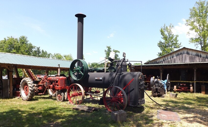 красивые пары подростков. кв. локомобиль п-75.