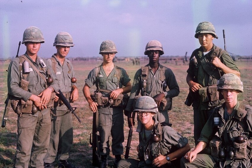 Американские солдаты ( предположительно Вьетнам)