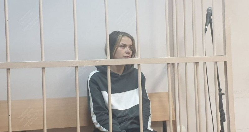 Ирина Волкова, чьи ягодицы оскорбили чувства верующих, осознала, что «заигралась в инстаблогера», раскаялась, извинилась, обещала удалить крамольную фотографию из Instagram.