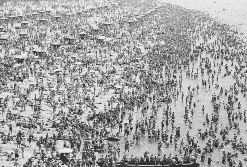 Дмитрий Бальтерманц. Пляж на Днепре Дата съемки 1958 год