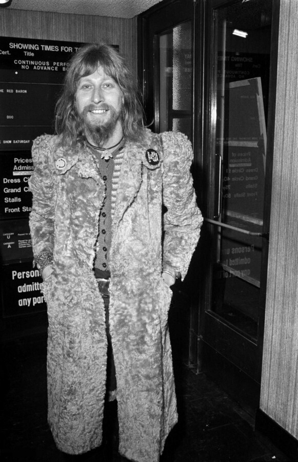 10 ноября 1971 года. Лондон. Британский музыкант Ник Тернер на премьере фильма Фрэнка Заппы "200 мотелей".