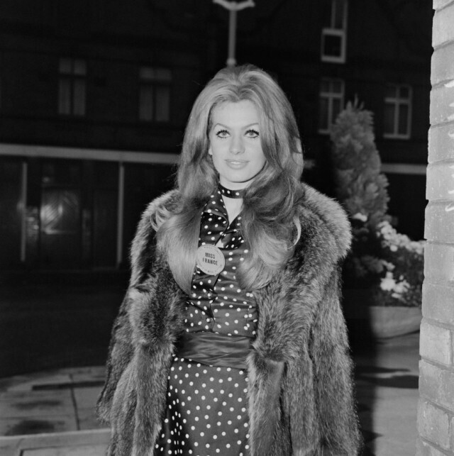 6 ноября 1971 года. Лондон. Мисс Франция на конкурсе " Miss World 1971". Фото Larry Ellis.