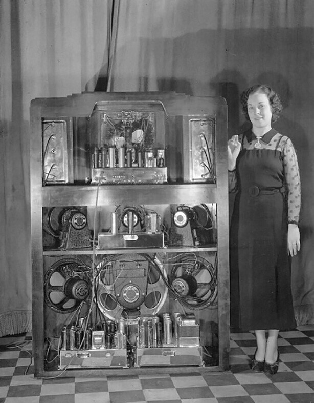 Устройство радио–ресивера WLW Crosley Super–Power, США, 1936 год