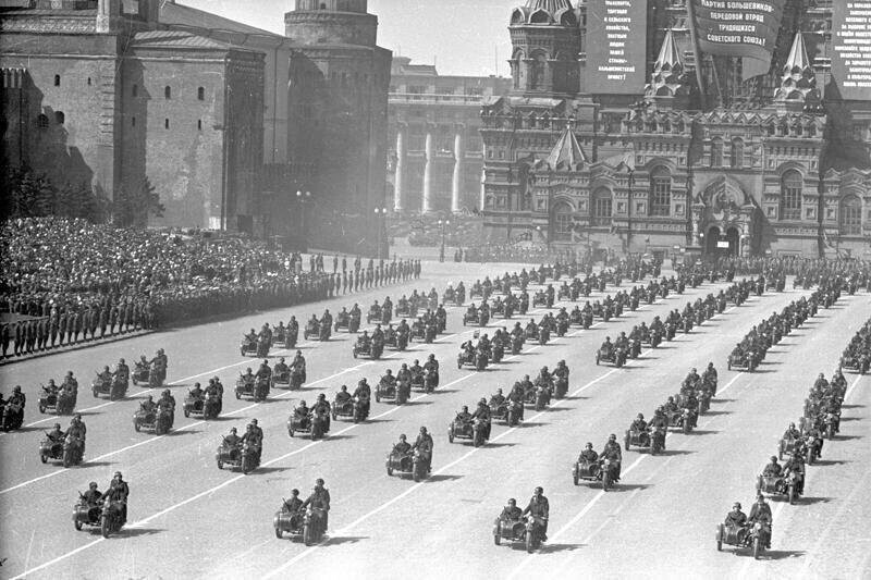 Мотоциклы в царской России и СССР: 30 снимков для любителей ретро мототехники