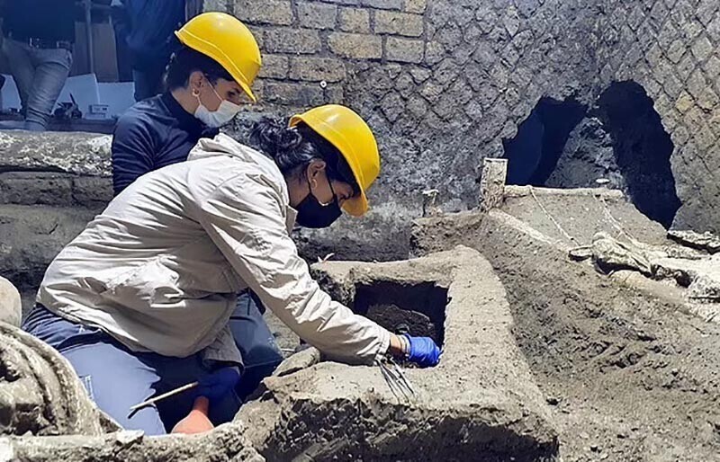 На развалинах древнего города Помпеи археологи обнаружили «комнату рабов»