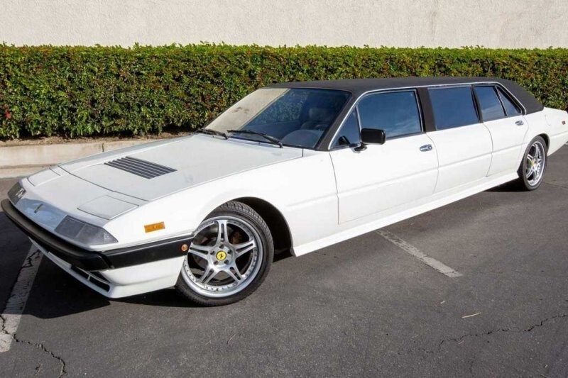 Кто-то заплатил 20.000 долларов за этот странный, но крутой лимузин Ferrari 1981 года