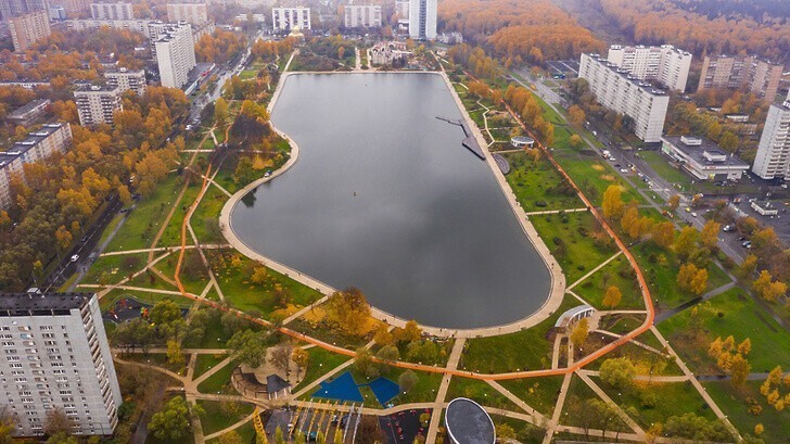 В Москве завершили благоустройство Гольяновского парка