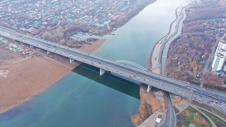 В Уфе благодаря нацпроекту построен мост через реку Белую в створе улицы Воровского
