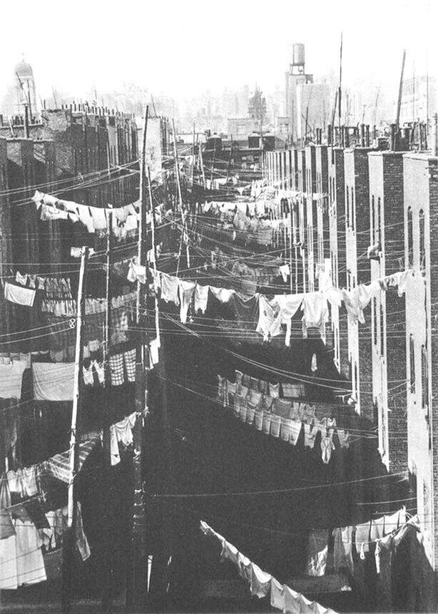 Нью–Йорк. Банно–прачечный день, 1930–е, США