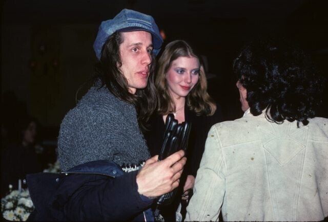 Тодд Рандгрен и Биби Бьюэлл на вечеринке в Нью-Йорке, 1976 г.
