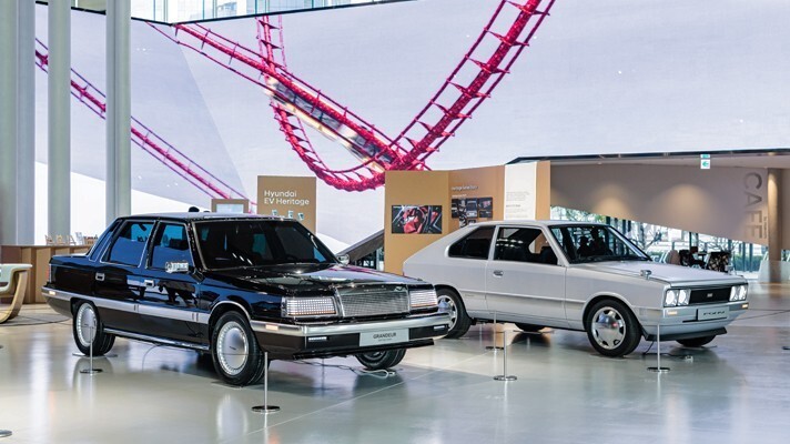 Hyundai отмечает 35-летие Grandeur, представив концептуальный электрический рестомод