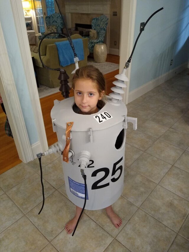 Наша дочь сказала, что хочет костюм Трансформера