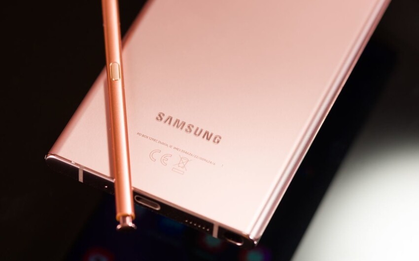 Обзор Samsung Galaxy Note20 Ultra: мощный гигант с электронным пером
