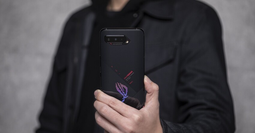 ROG Phone 5 — смартфон для игр нового поколения