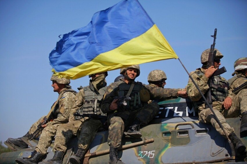 Украинские военные бегут как крысы с тонущего корабля