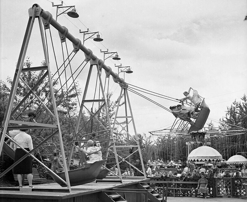 Черно-белые фотографии времён СССР