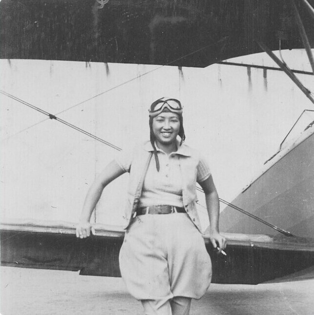 22. Хейзел Ин Ли - первая американка-пилот китайского происхождения, летала в составе Women Air Force Pilots (WASP) во время Второй мировой войны