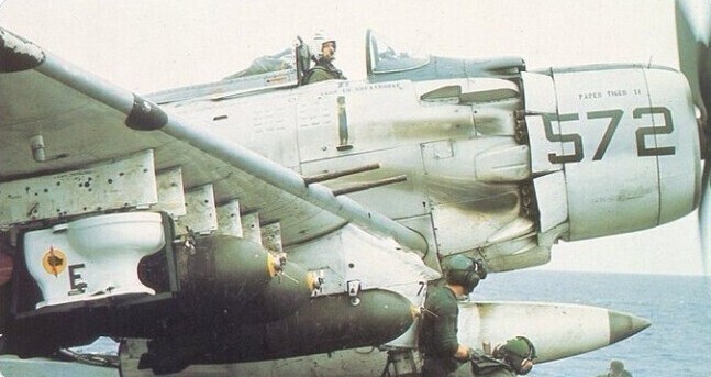 6. Бомба-унитаз на Skyraider A-1, 1965 год