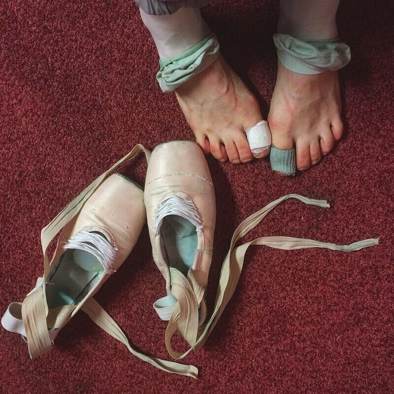 Как выглядят ноги балерины без обуви