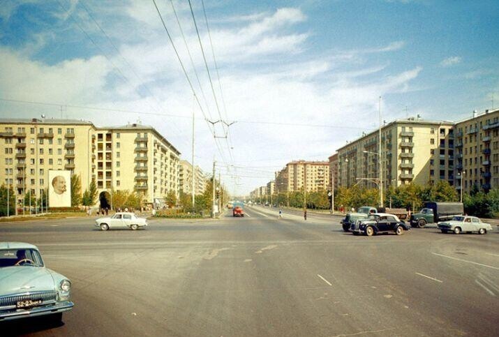 Москва, конец 60-х годов - никаких пробок