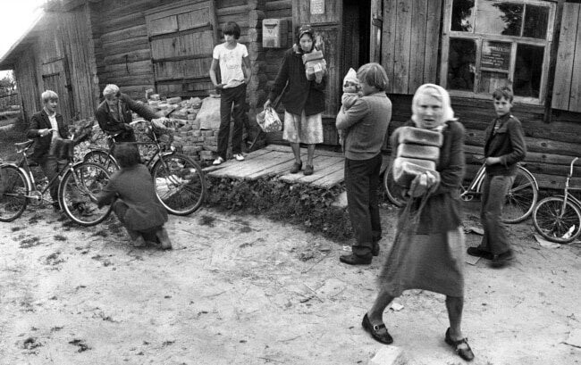30 картин сельской жизни позднего СССР