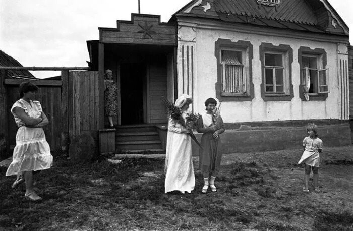 30 картин сельской жизни позднего СССР