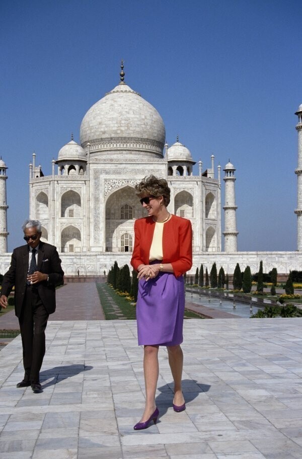 Принцесса Диана на фоне Тадж-Махала, 11 февраля 1992 года