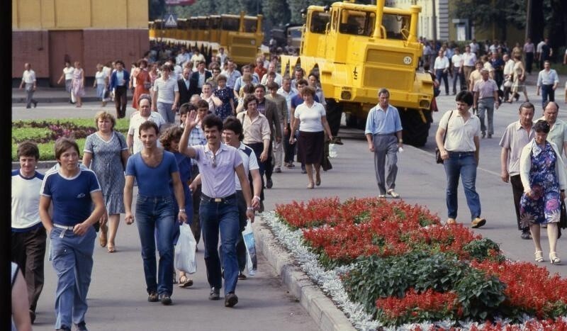 Цветные фотографии времён СССР