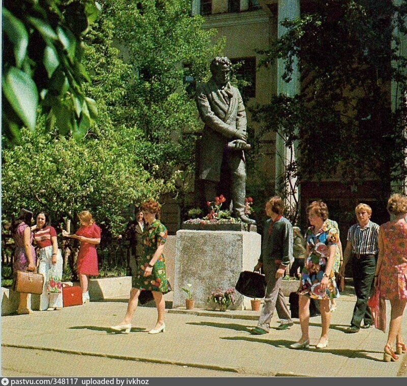 Цветные фотографии времён СССР. Часть 2