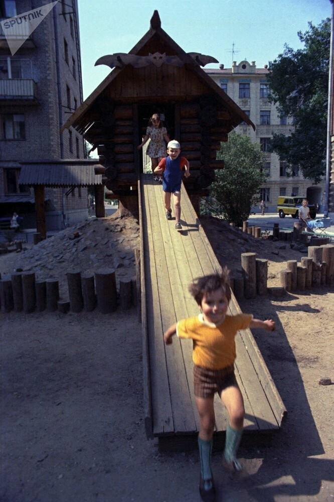 Цветные фотографии времён СССР. Часть 2