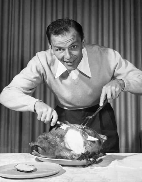 Фрэнк Синатра готов к ужину, 1950