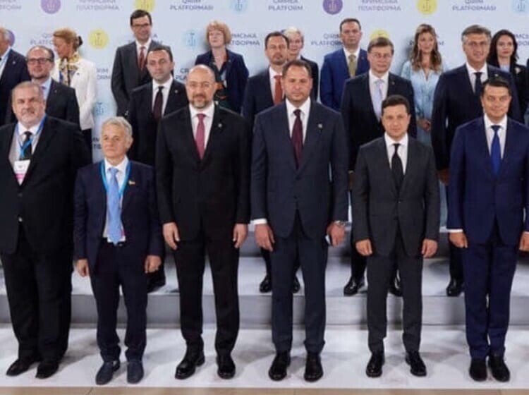 "Крымская платформа": оценка угроз для России