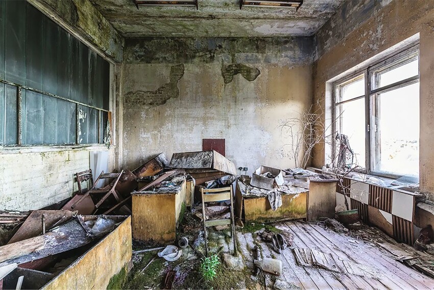 Фотограф исследует заброшенные объекты бывшего СССР