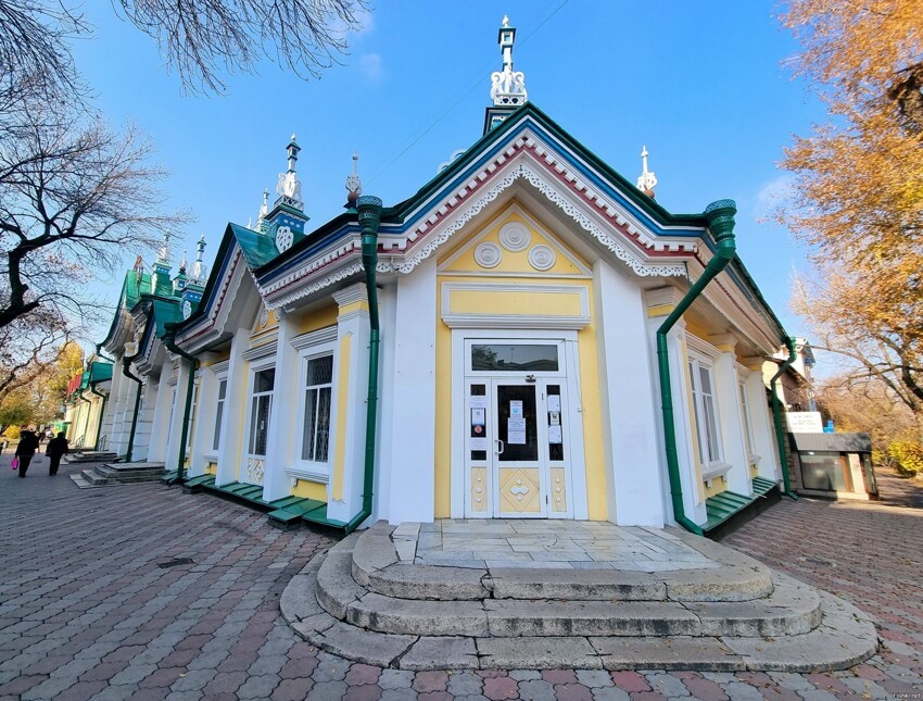 Дома 'эпохи Верного