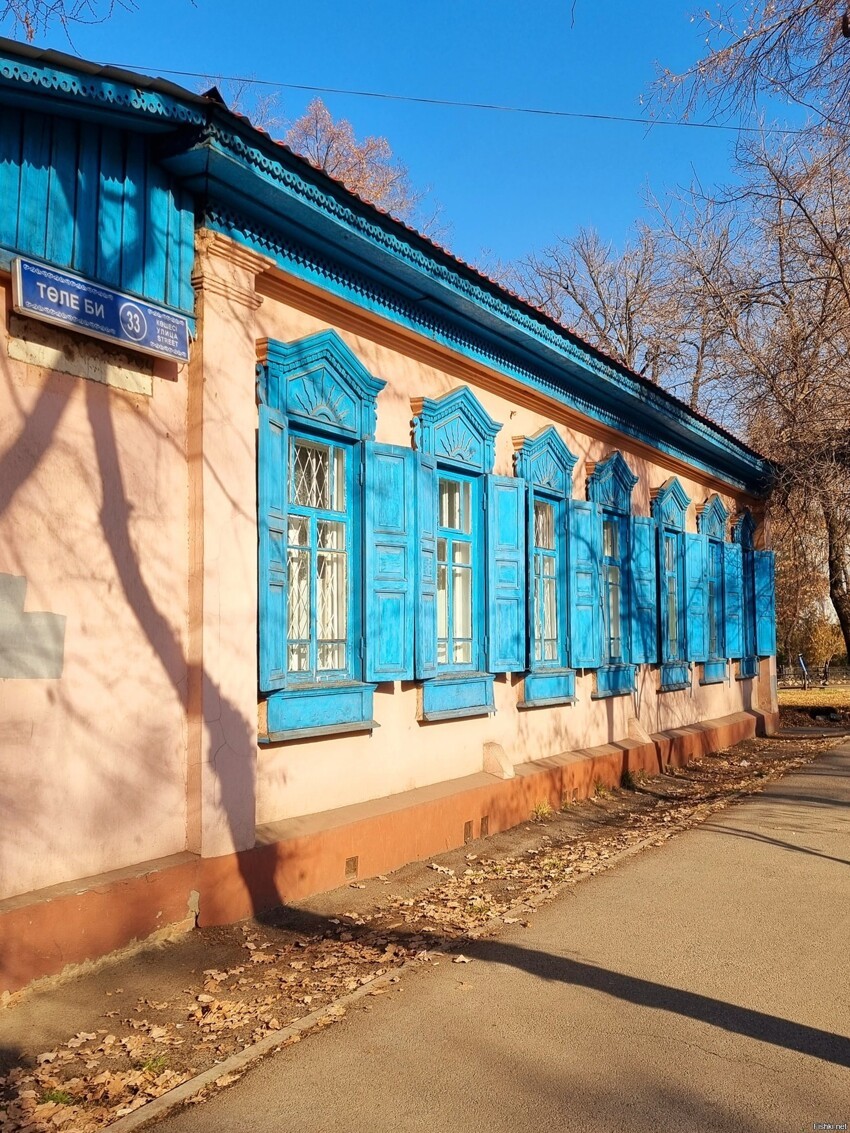 Дома 'эпохи Верного