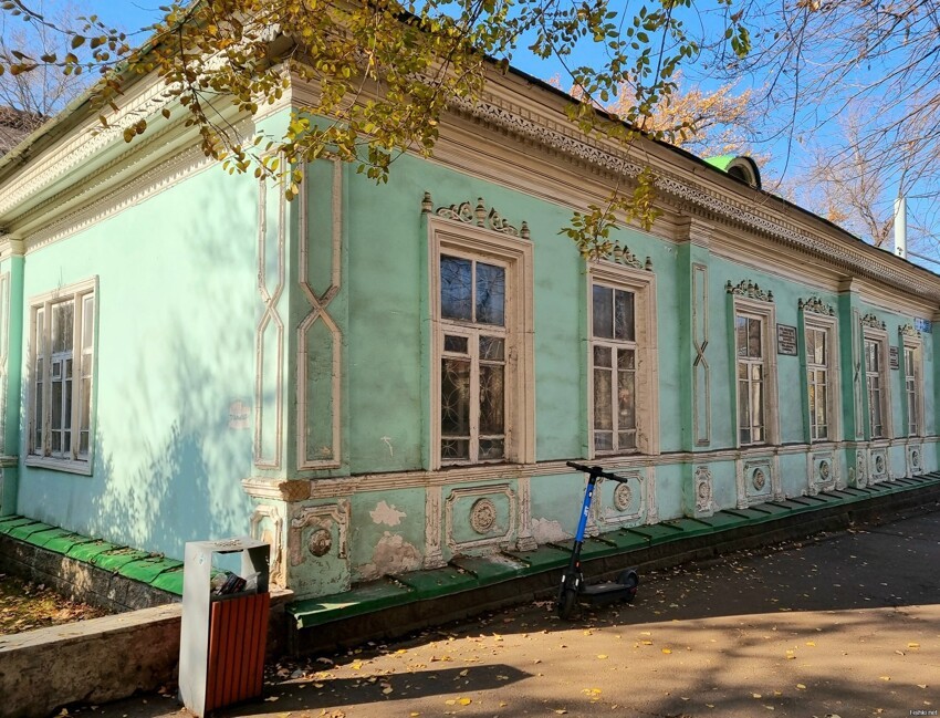 Дома 'эпохи Верного