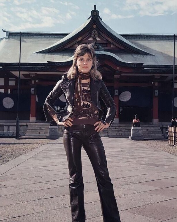 Сьюзи Кватро на гастролях в Японии