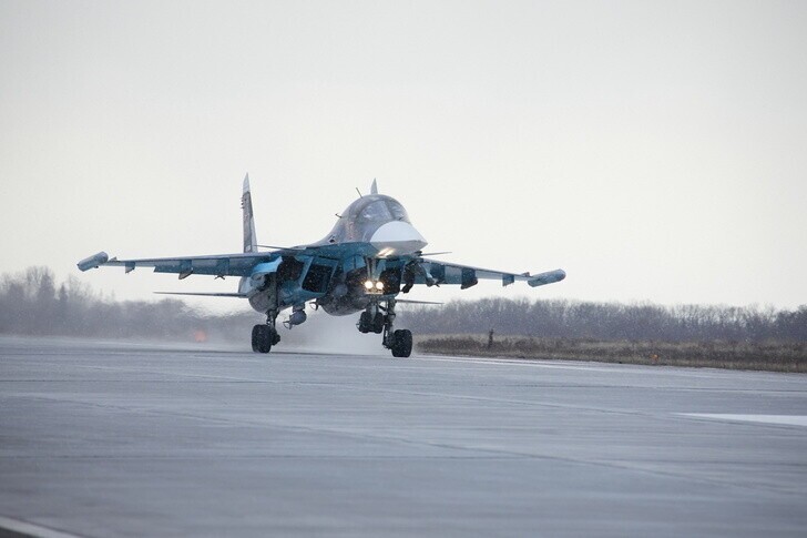 В Воронеже после реконструкции открылся военный аэродром