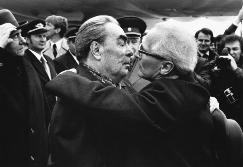 Это классика социализма и коммунистического учения. Единица ноль, единица вздор