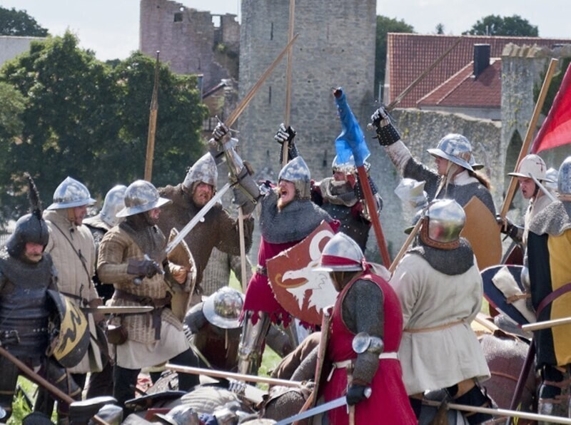 Как и от чего гибли воины в Средние века (длиннопост)
