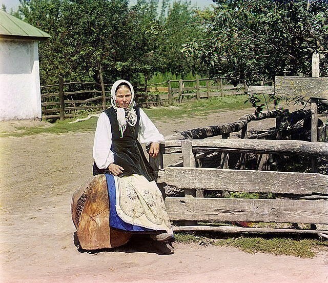 Украинская крестьянка, 1909 год