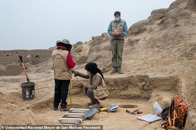 В перуанской гробнице нашли связанную мумию