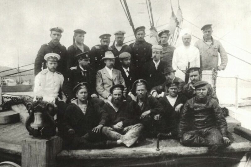 Участники экспедиции барона Толля на шхуне "Заря"