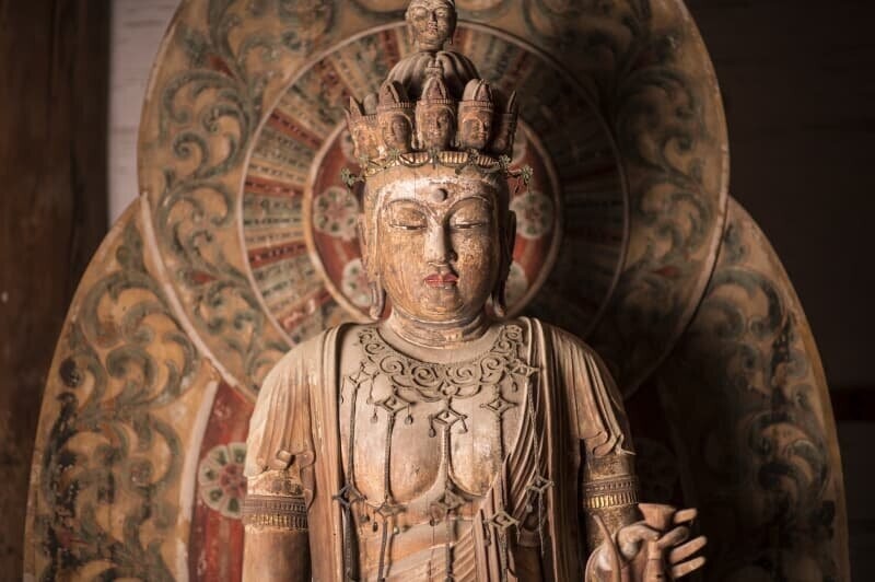 Божество, поменявшее пол: японская богиня Каннон, которая была индийским богом