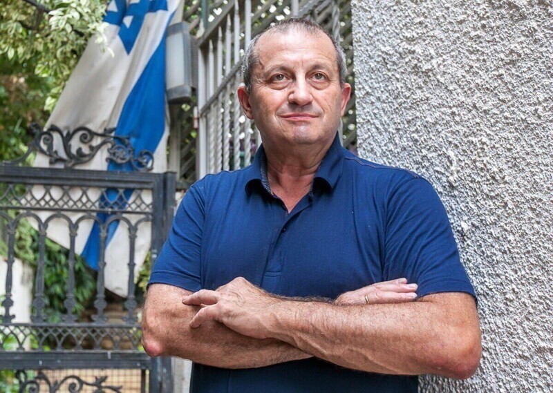 Яков Кедми: "Никто"