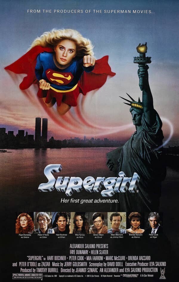 11. "Супердевушка" (1984) - Супердевушка, возможно, пережила своё первое большое приключение в этом фильме, но у Статуи Свободы явно был кризис идентичности
